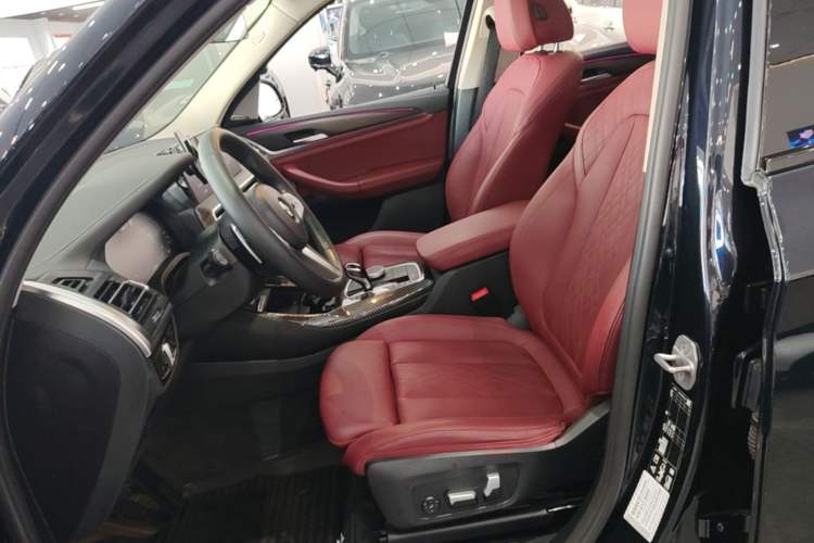 Used BMW X3 2023 xDrive30i Leading Model M Night Edition Package Left Front Seat