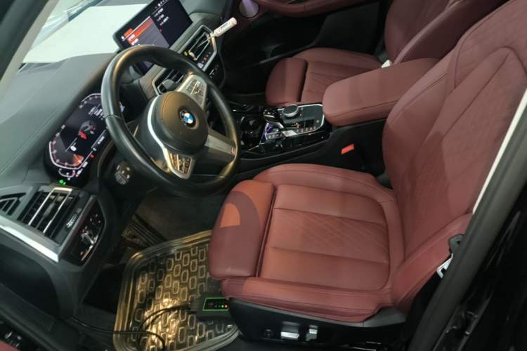 Used BMW X3 2023 xDrive30i Leading Model M Night Edition Package Left Front Seat
