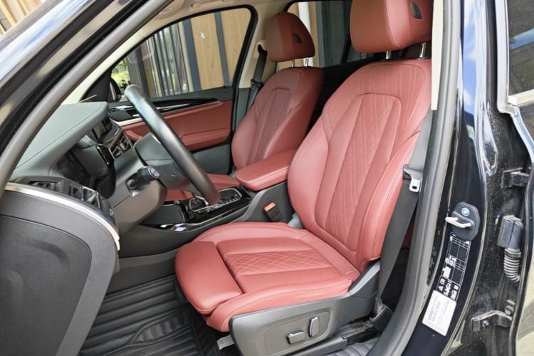 Used BMW X3 2023 xDrive25i M Sport Package Left Front Seat