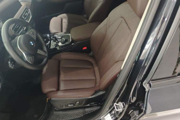 Used BMW X3 2023 Restyled xDrive30i Leading Edition M Night Sky Package Left Front Seat