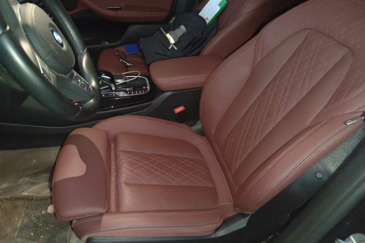 Used BMW X3 2023 xDrive25i M Sport Package Left Front Seat