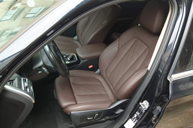 Used BMW X3 2023 xDrive25i M Sport Package Left Front Seat