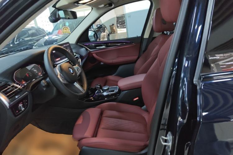 Used BMW X3 2023 xDrive25i M Sport Package Left Front Seat
