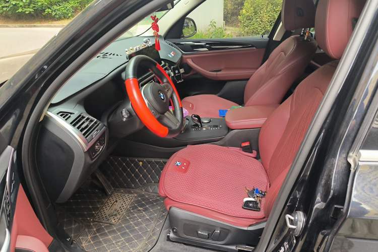 Used BMW X3 2023 xDrive25i M Sport Package Left Front Seat