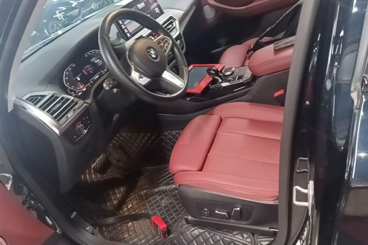 Used BMW X3 2023 Restyled xDrive30i Leading Edition M Night Sky Package Left Front Seat