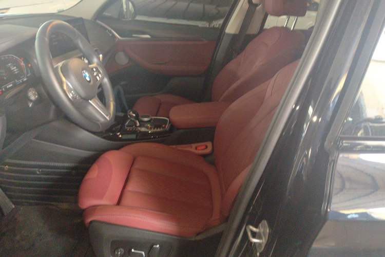 Used BMW X3 2023 Restyled xDrive30i Leading Edition M Night Sky Package Left Front Seat