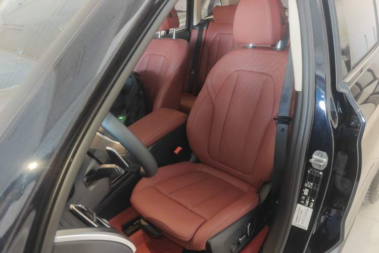 Used BMW X3 2023 Restyled xDrive30i Leading Edition M Night Sky Package Left Front Seat