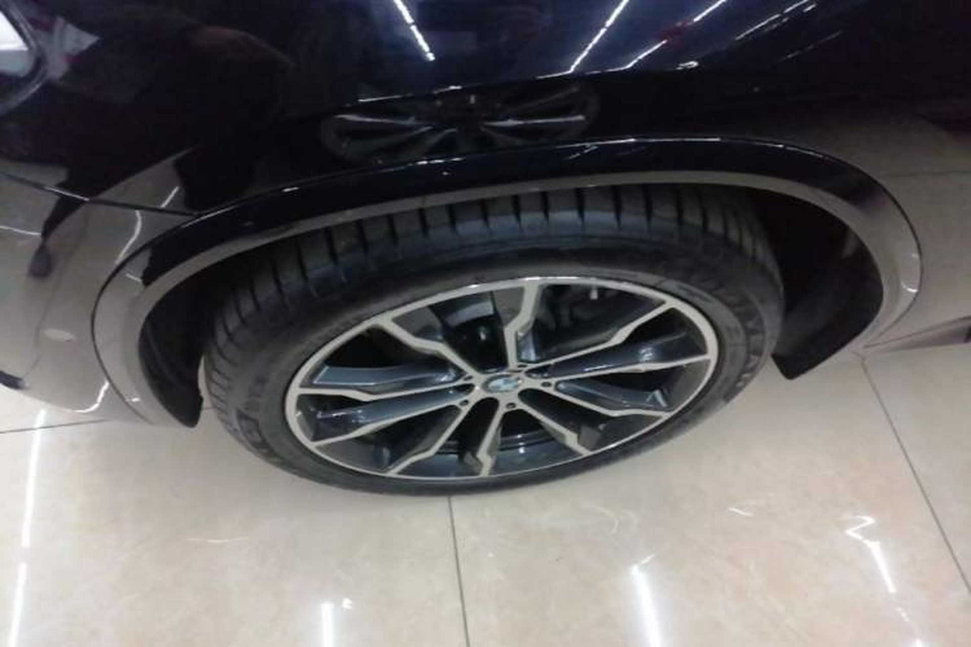 Used BMW X3 2023 xDrive30i Leading Model M Night Edition Package Left Front Wheel Hub