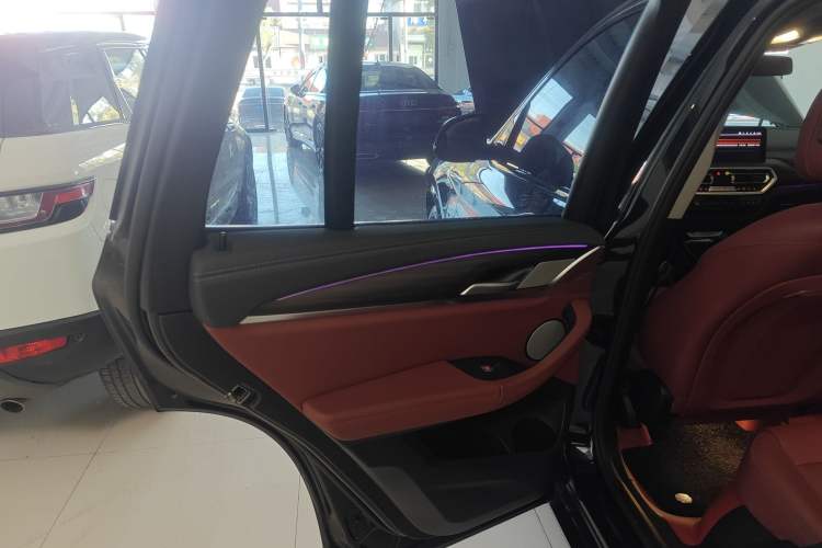 Used BMW X3 2023 Restyled xDrive30i Leading Edition M Night Sky Package Left Rear Door Interior
