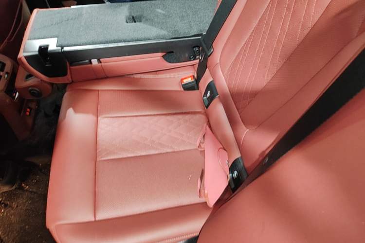 Used BMW X3 2023 xDrive25i M Sport Package Left Rear Seat