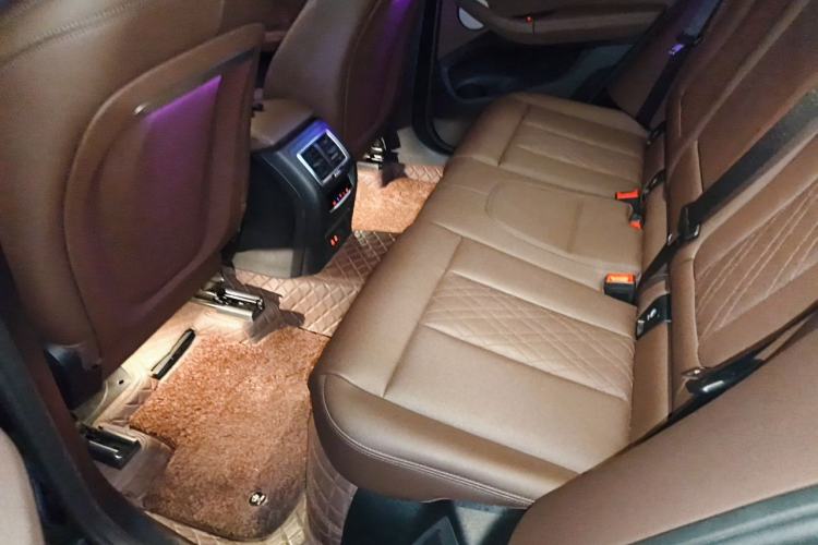 Used BMW X3 2023 xDrive30i Leading Model M Night Edition Package Left Rear Seat