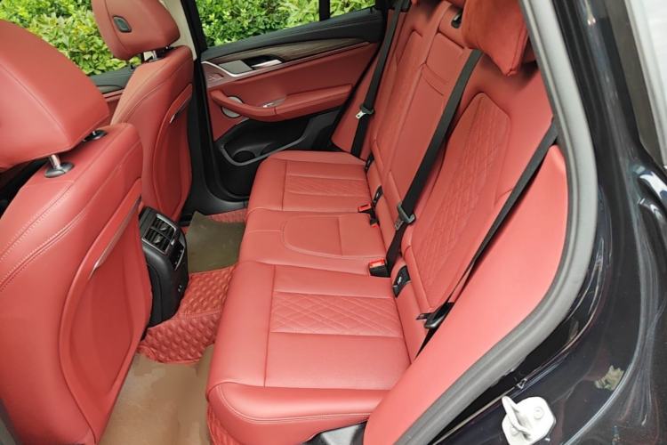 Used BMW X3 2023 xDrive30i Luxury Edition M Night Sky Package Left Rear Seat