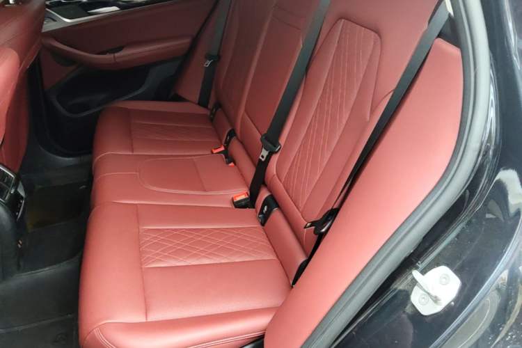 Used BMW X3 2023 xDrive25i M Sport Package Left Rear Seat