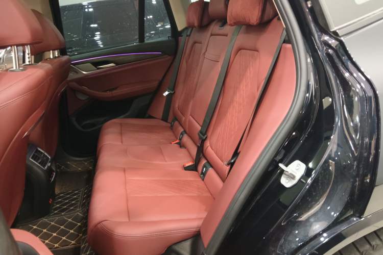 Used BMW X3 2023 Restyled xDrive30i Leading Edition M Night Sky Package Left Rear Seat