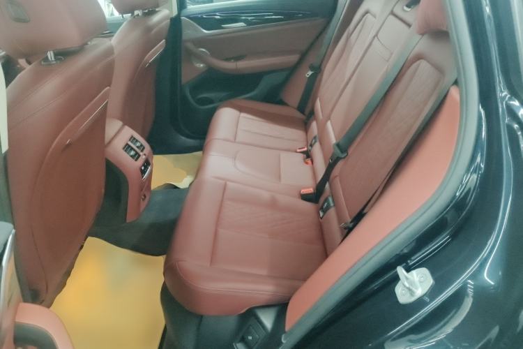 Used BMW X3 2023 xDrive25i M Sport Package Left Rear Seat