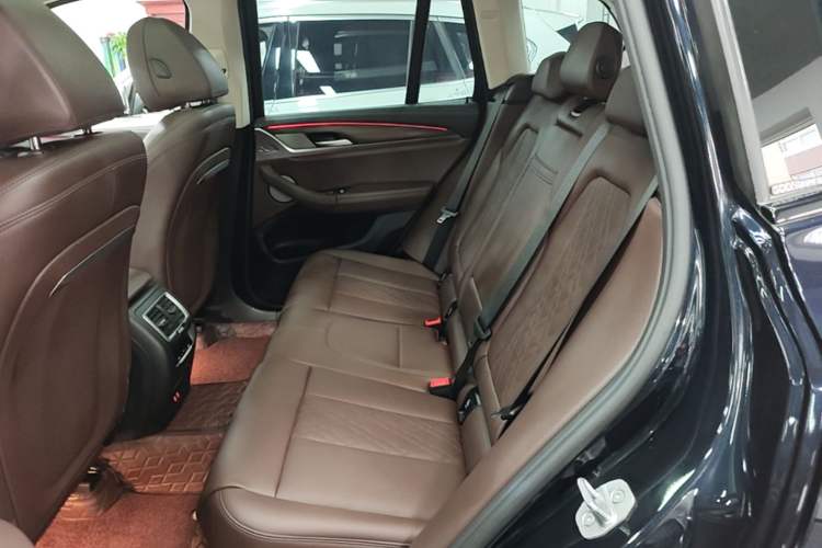 Used BMW X3 2023 Restyled xDrive30i Leading Edition M Night Sky Package Left Rear Seat