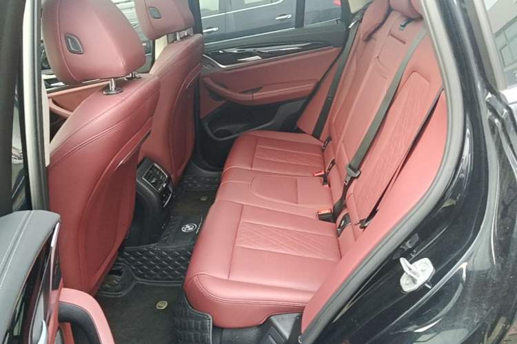 Used BMW X3 2023 xDrive25i M Sport Package Left Rear Seat