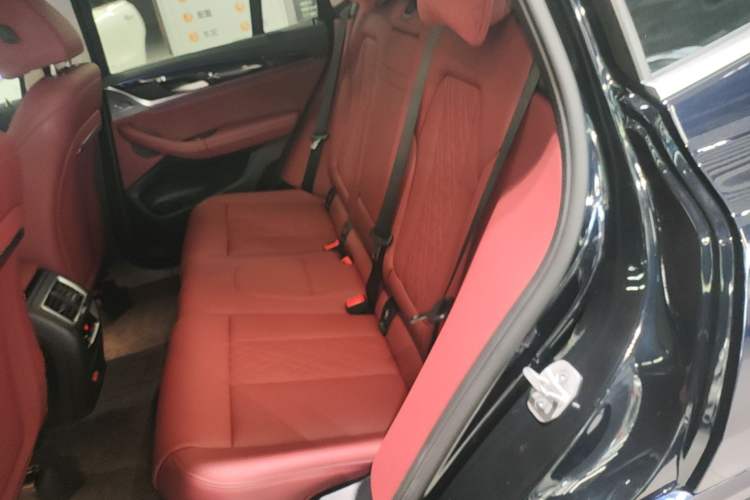 Used BMW X3 2023 xDrive25i M Sport Package Left Rear Seat