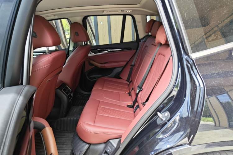 Used BMW X3 2023 xDrive25i M Sport Package Left Rear Seat