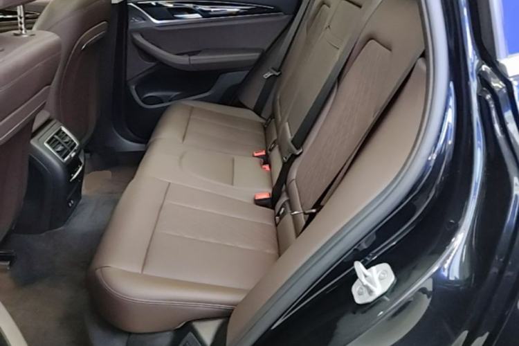 Used BMW X3 2023 xDrive25i M Sport Package Left Rear Seat