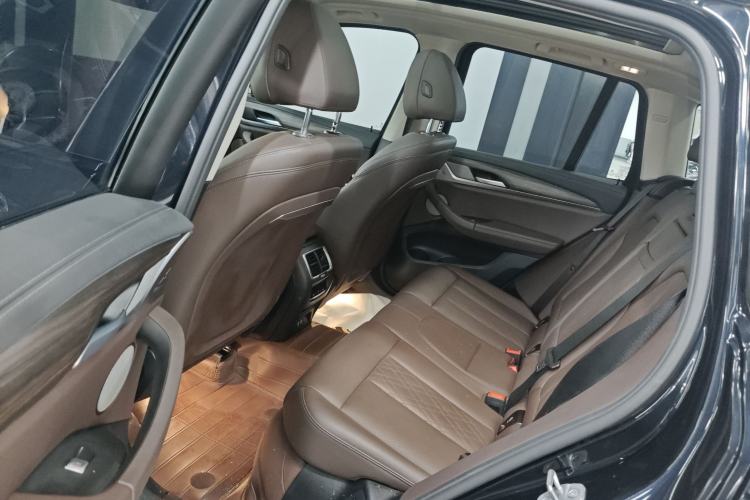 Used BMW X3 2023 Restyled xDrive30i Leading Edition M Night Sky Package Left Rear Seat
