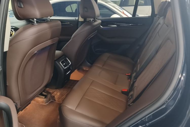 Used BMW X3 2023 xDrive25i M Sport Package Left Rear Seat