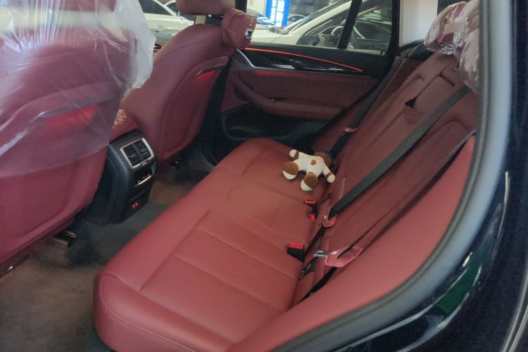 Used BMW X3 2023 xDrive25i M Sport Package Left Rear Seat