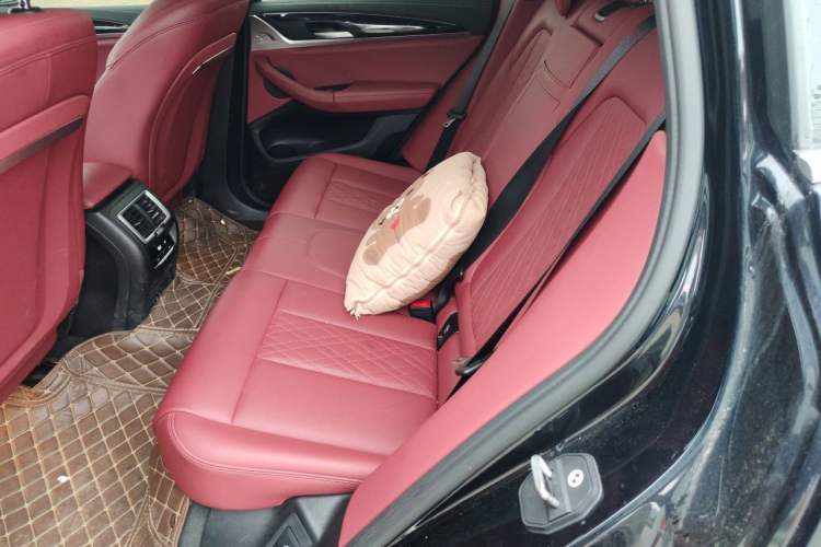 Used BMW X3 2023 xDrive25i M Sport Package Left Rear Seat