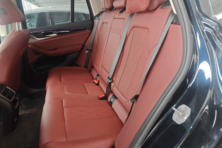 Used BMW X3 2023 xDrive25i M Sport Package Left Rear Seat