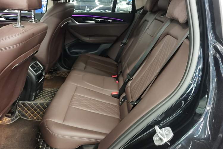 Used BMW X3 2023 xDrive25i M Sport Package Left Rear Seat