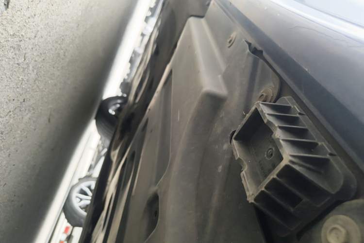 Used BMW X3 2023 xDrive30i Leading Model M Night Edition Package Left Side Sill