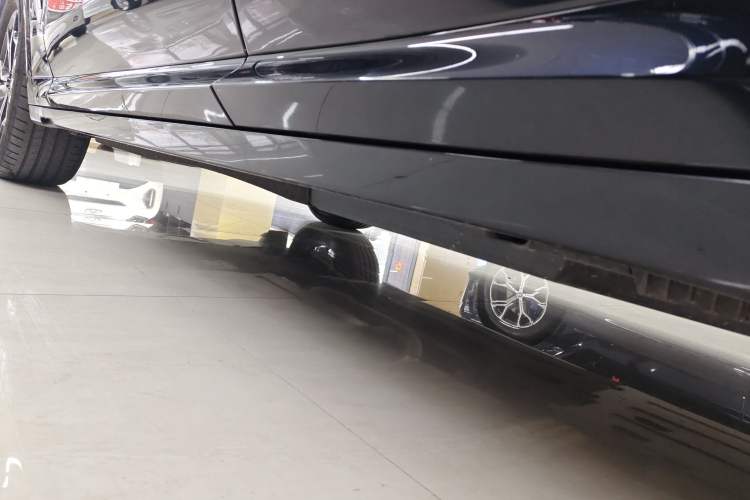 Used BMW X3 2023 xDrive25i M Sport Package Left Side Sill