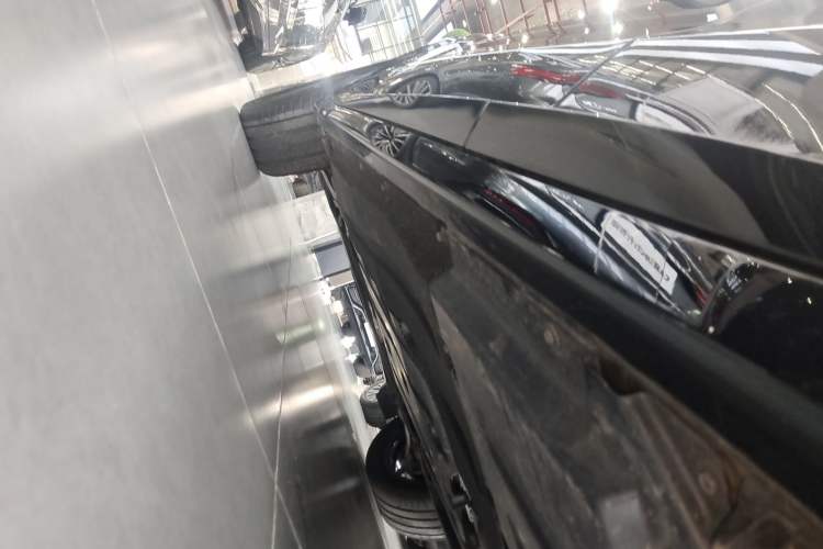Used BMW X3 2023 xDrive25i M Sport Package Left Side Sill