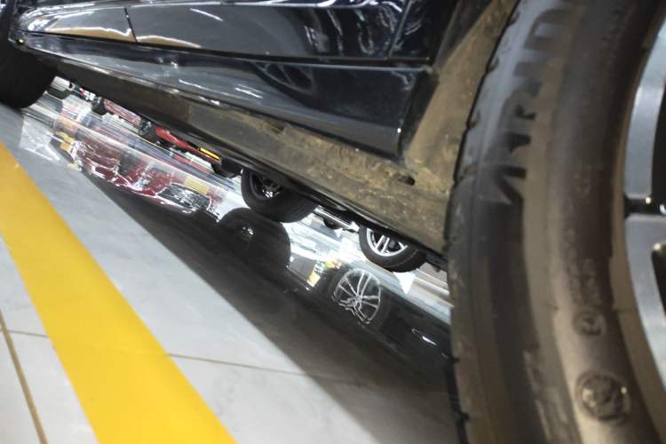 Used BMW X3 2023 xDrive25i M Sport Package Left Side Sill