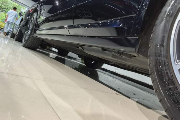 Used BMW X3 2023 Restyled xDrive30i Leading Edition M Night Sky Package Left Side Sill