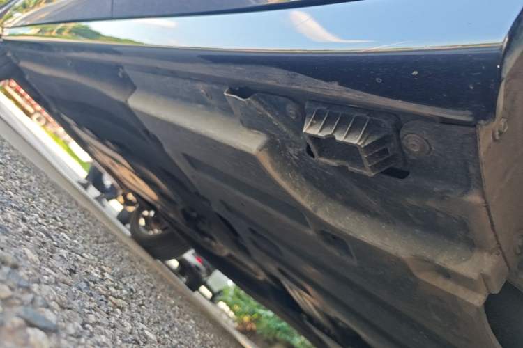 Used BMW X3 2023 xDrive25i M Sport Package Left Side Sill