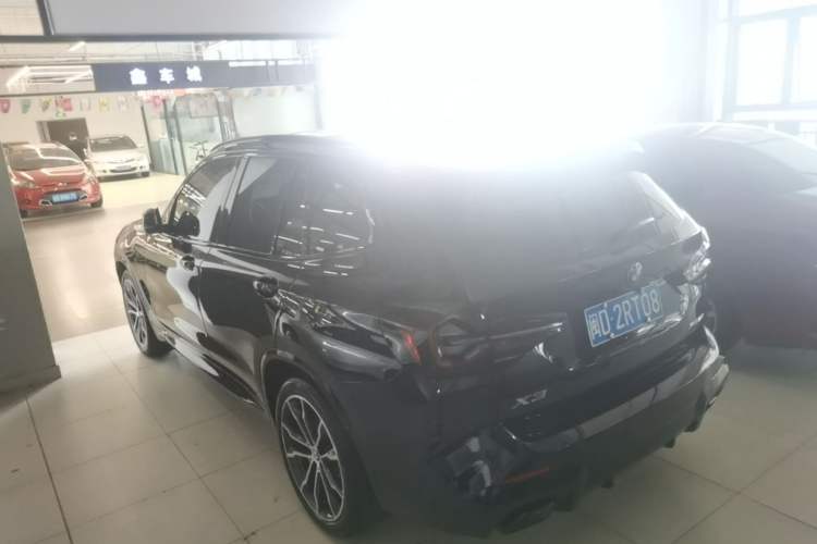 Used BMW X3 2023 Restyled xDrive30i Leading Edition M Night Sky Package Rear Left 45 Deg