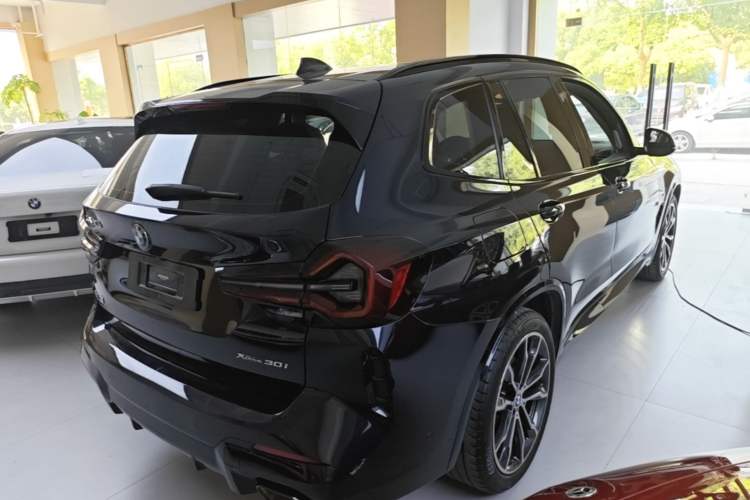 Used BMW X3 2023 xDrive30i Leading Model M Night Edition Package Rear Right 45 Deg