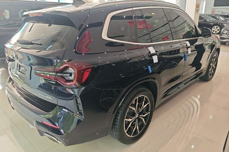 Used BMW X3 2023 xDrive25i M Sport Package Rear Right 45 Deg