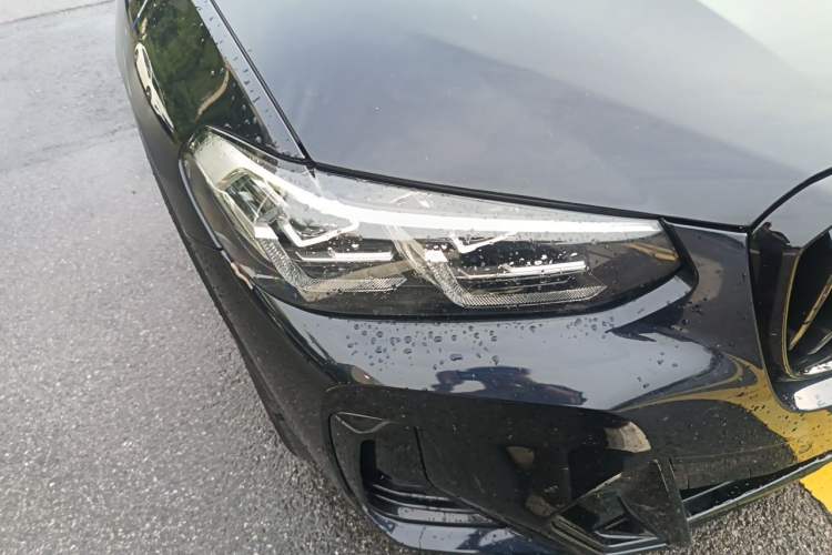 Used BMW X3 2023 Restyled xDrive30i Leading Edition M Night Sky Package Right Front Headlight