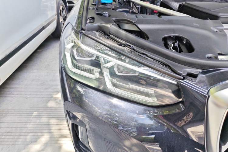 Used BMW X3 2023 xDrive25i M Sport Package Right Front Headlight