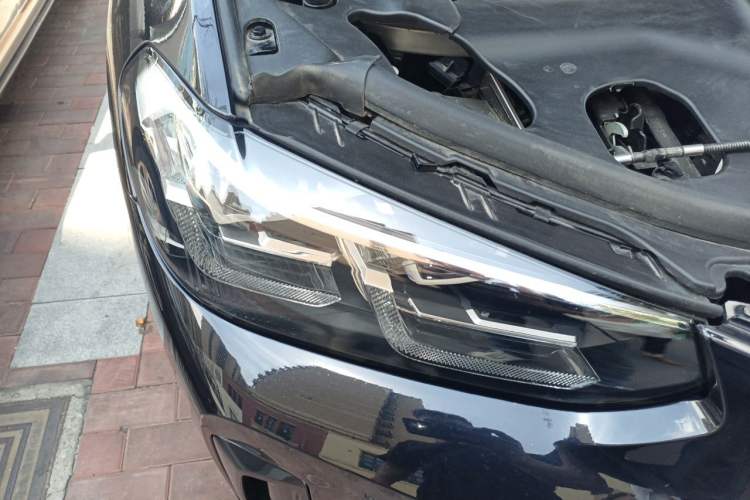Used BMW X3 2023 Restyled xDrive30i Leading Edition M Night Sky Package Right Front Headlight