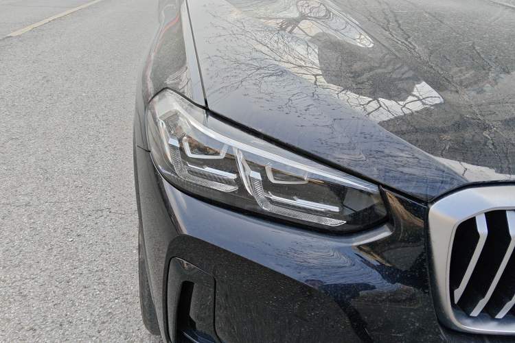 Used BMW X3 2023 xDrive25i M Sport Package Right Front Headlight