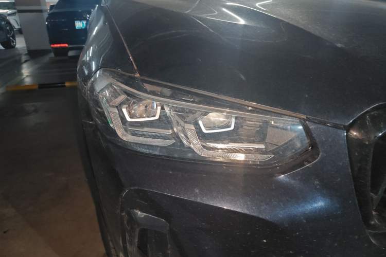 Used BMW X3 2023 Restyled xDrive30i Leading Edition M Night Sky Package Right Front Headlight