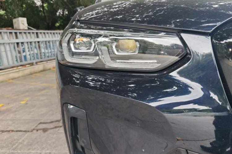 Used BMW X3 2023 xDrive30i Leading Model M Night Edition Package Right Front Headlight