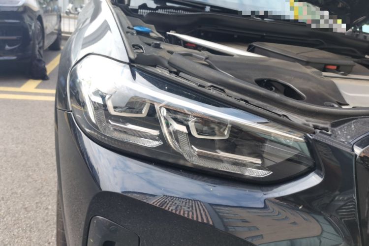 Used BMW X3 2023 Restyled xDrive30i Luxury Version M Night Edition Package Right Front Headlight