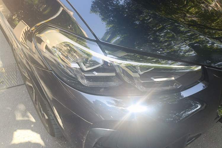 Used BMW X3 2023 Restyled xDrive30i Leading Edition M Night Sky Package Right Front Headlight