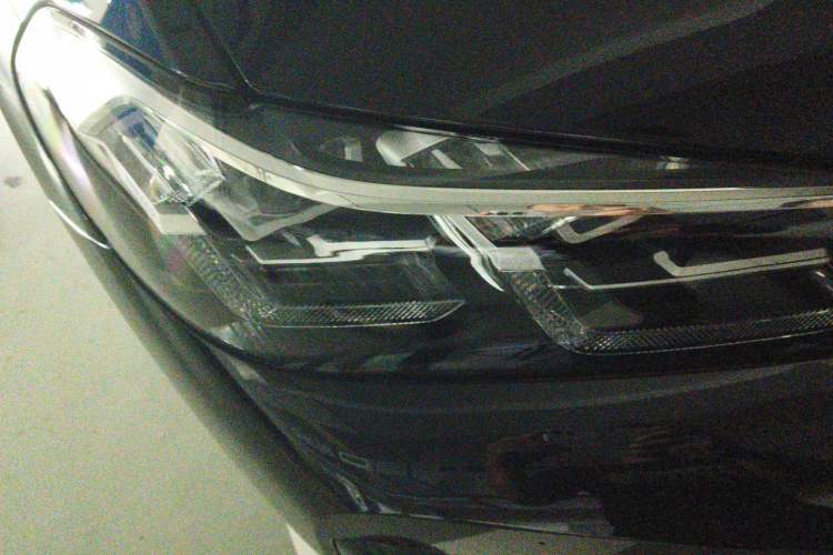 Used BMW X3 2023 Restyled xDrive30i Leading Edition M Night Sky Package Right Front Headlight