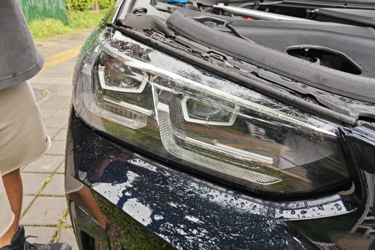 Used BMW X3 2023 Restyled xDrive30i Leading Edition M Night Sky Package Right Front Headlight