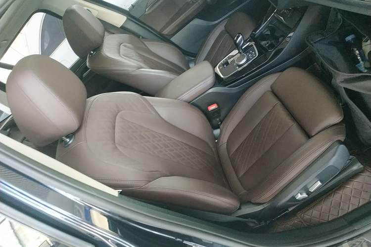 Used BMW X3 2023 xDrive30i Leading Model M Night Edition Package Right Front Seat
